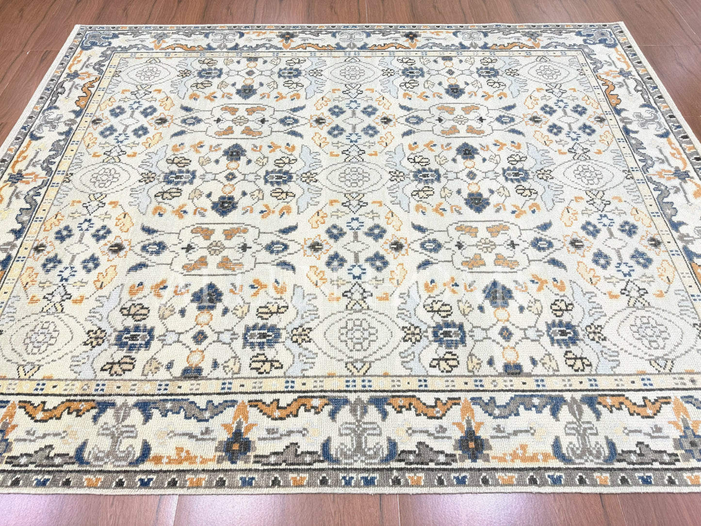 Heritage Lattice – Hand Knotted Wool Area Rug