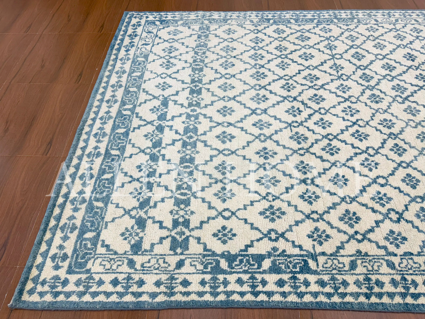 Sapphire Lattice – Hand Knotted Wool Area Rug 7x10