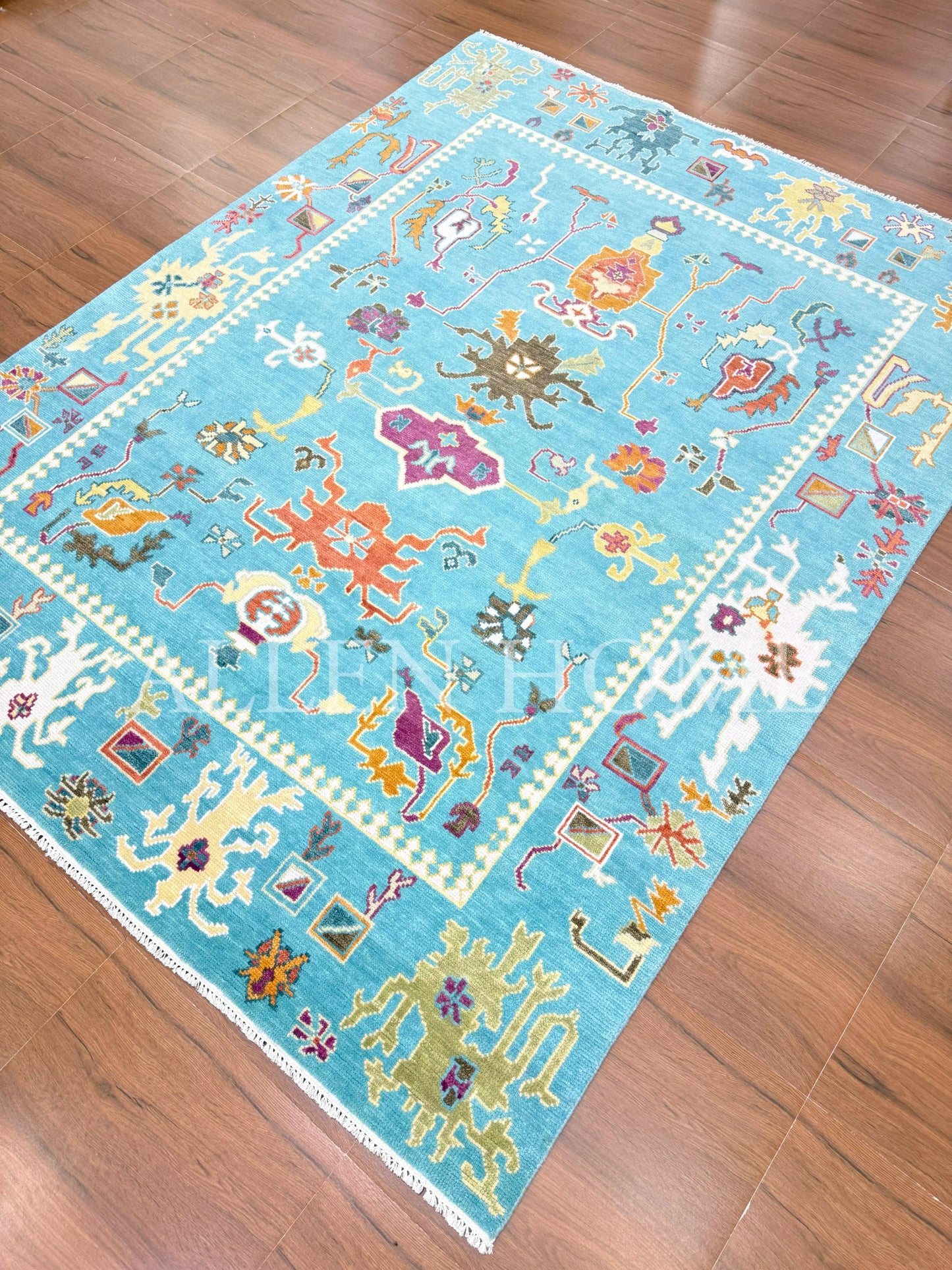 Beatrix Hand Knotted Wool Area Rug