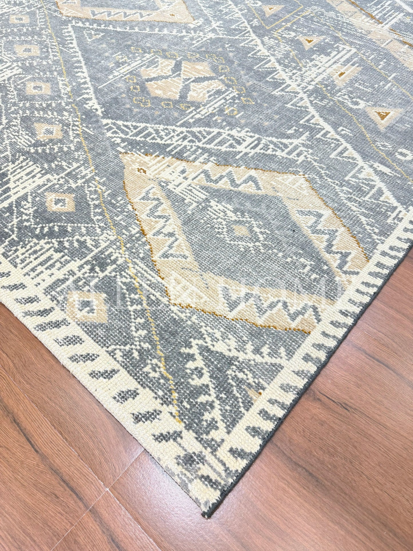 Tribal Echo – Hand Knotted Wool Area Rug 8x10